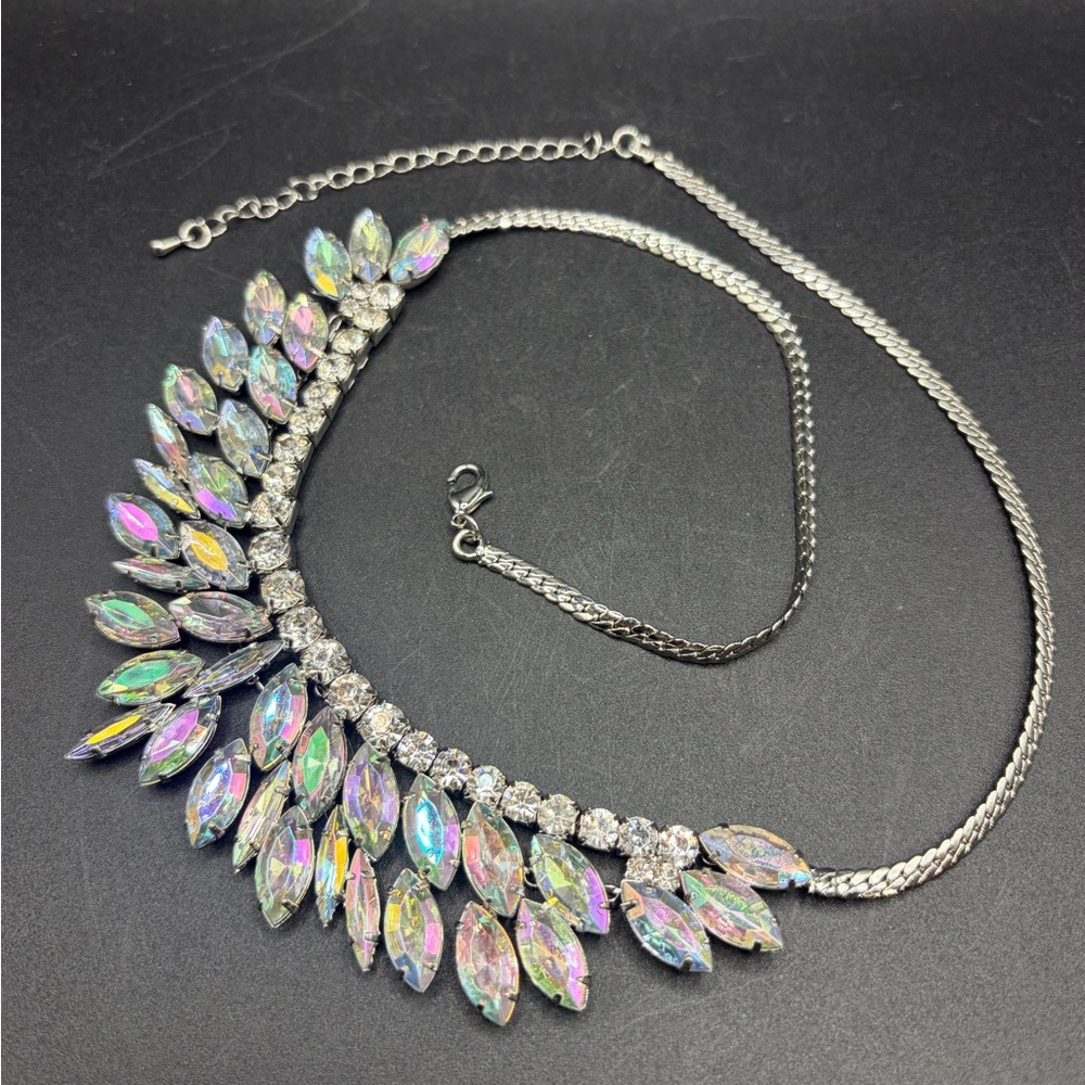 Aurora Borealis Iridescent Necklace - Picture 4 of 12